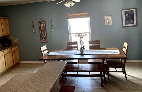 Corpus Christi Casa | Very Spacious and Close to Beach. Fenced Patio and 2 Balconies with Great Views!