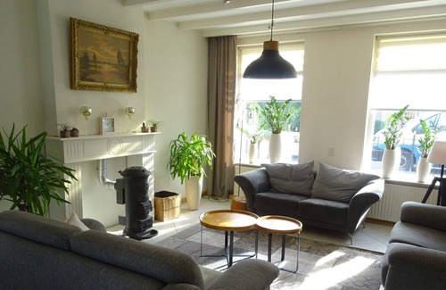 Oud-Vossemeer Casa | Moderno apartamento en Zeeland con la segunda sala de estar