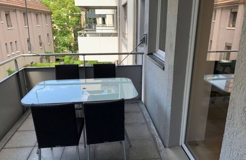 Sihlfeld Apartamento | Very sunny 1BR flat in the city center (West4)