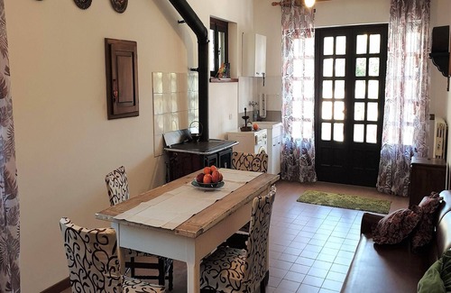 Vesime Casa | Villa Vesime con jardín