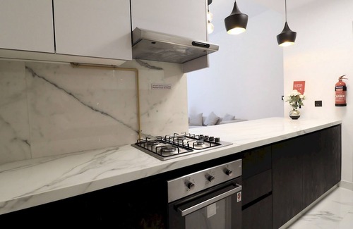 Al Barsha Apartamento | VESTA - Luxury APT - 2BR - Arjan