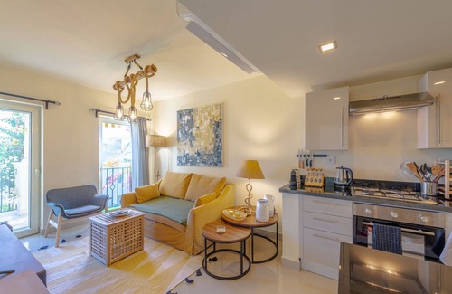 Sahl Hasheeh Apartamento | VESTA - Luxury APT - 2BR - Veranda