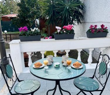 Ercolano Cama Y Desayuno | VesuvioSerenityRoom