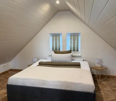 Bendorf Apartamento | Vetera Sayn - Historisch wohnen, modern genießen auf 2 Etagen