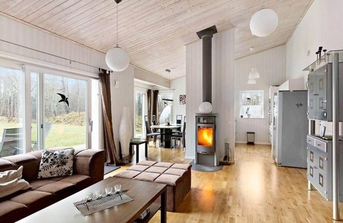 Hjo Casa | VGO439 Hjo - Lövsångarevägen 17