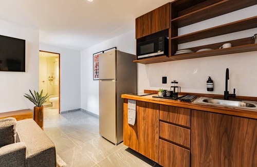 Santa María la Ribera Apartamento | VH | Relajate Sta Ma la Ribera 1BR + rooftop | 83