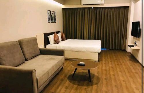 Dumas Apartamento | VHHS studio apartment ,surat airport