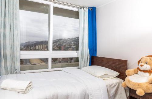 Vina del Mar Apartamento | Viña Retreat - 2BR W/Pool, Wifi & Parking