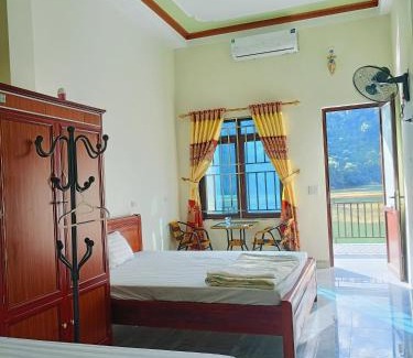 Nam Mau Cama Y Desayuno | Việt Hùng Nhà Nghỉ