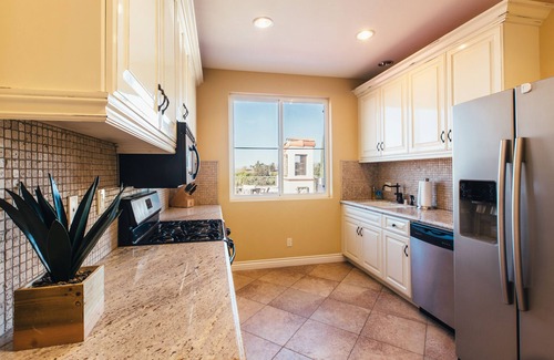 Temecula Villa | Villa espa��ola w / vistas impresionantes | Duerme 18 | A pie de bodegas! ❤ por AvantStay