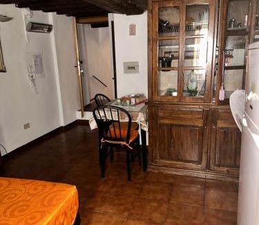 Poggibonsi Apartamento | Via Gallurì