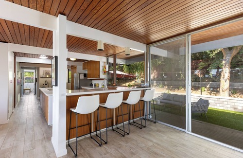 Lake Hodges Casa | Via Rancho Vacation Estate - Pool, Spa, Grand Piano, EV charging, and minutes to winery