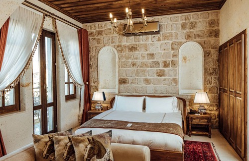 Nevsehir Cama Y Desayuno | Via Regia Hotel Cappadocia