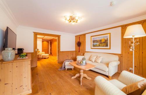 Haller Hotel | Via Salina - Hotel am See - Adults Only