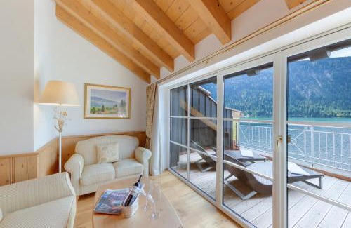 Haller Hotel | Via Salina - Hotel am See - Adults Only