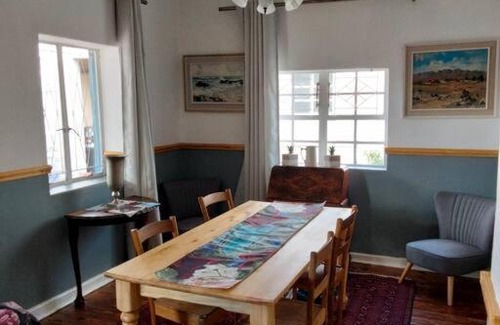 Colesberg Casa | Via the Grapevine 3 bedroom house private parking