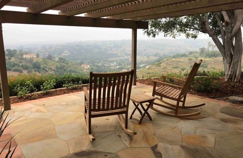 Fallbrook Villa | Via Viento Avocado Farm