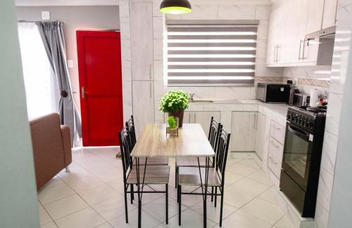 Phalaborwa Apartamento | Viata Luxe Guesthouse