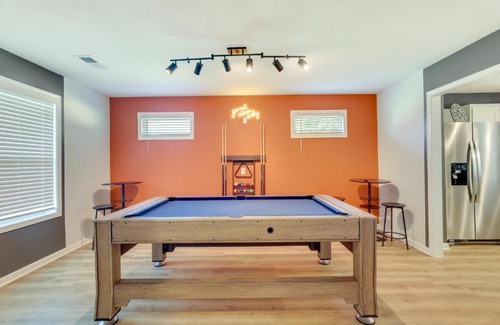 Elliott Casa | Vibe Villa with Backyard about 8 Mi to Shaw AFB!
