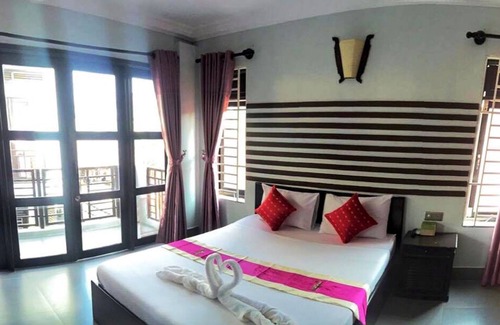 Kampot Hotel | VIBOLA Guesthouse