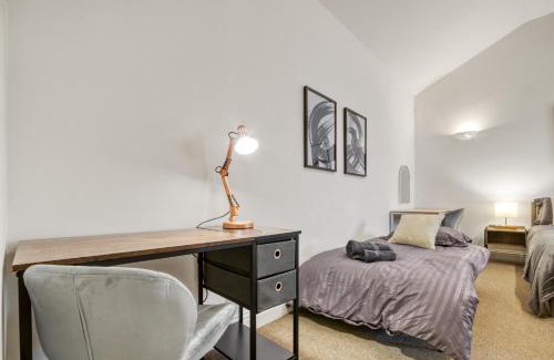 Bow Apartamento | Vibrant 2-Bed by Bow