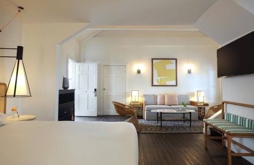 Truman Annex Hotel | Vibrant 2 Floor Loft Ideal for Relaxing Escape in Key West - Near Duval St