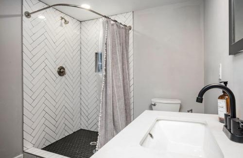 Sylvan Hills Apartamento | Vibrant 3BD in SylvanHills Near Southside Beltline