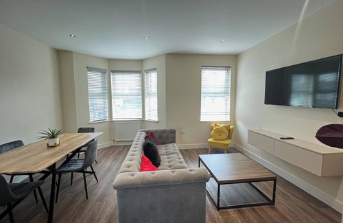 Croham Apartamento | Apartamento vibrante y acogedor en Londres