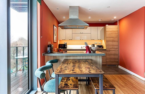 Hackney Wick Apartamento | Vibrant and Modern Apartment with Canal Views