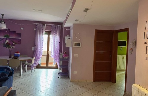 Fratta Apartamento | Bonito apartamento en Marsciano con 3 balcones.