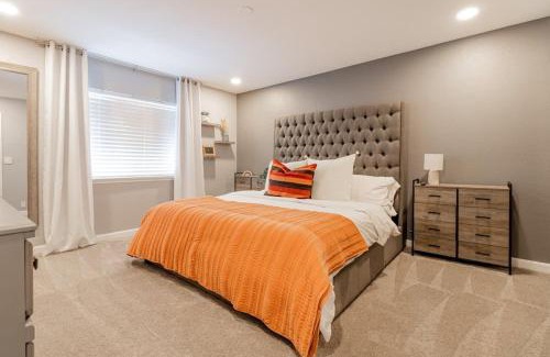 Northwest Reno Casa | Vibrant Boho Home 3 Bed Pet Friendly