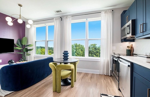 Summerhill Apartamento | Vibrant-Cozy Suite In The Heart Of The City!