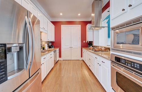 Greater Heights Apartamento | Vibrant Haven With Rooftop Patio