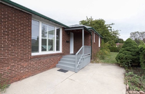 Clanton Park Casa | Vibrant Home in North York
