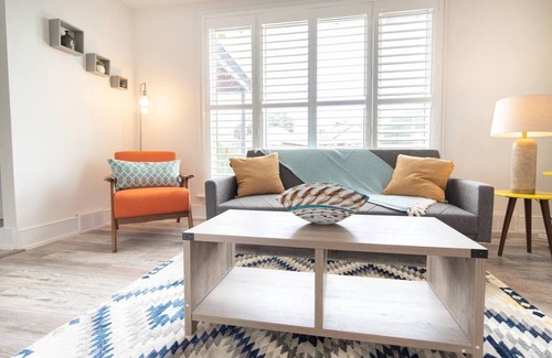 Clanton Park Casa | Vibrant Home in North York