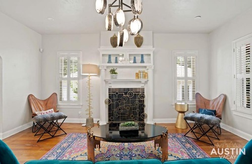 Greater South River City Casa | Vibrant, Quirky Home with Hot Tub Near S Congress