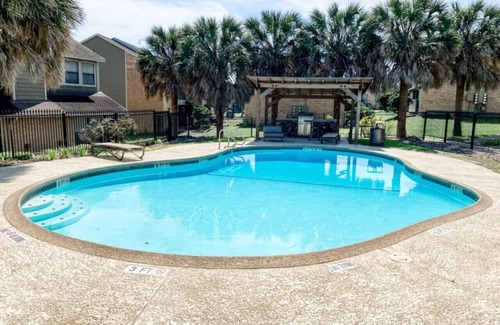 Northwest Corpus Christi Apartamento | Vibrant Relaxing Retreat Fully Stocked Apartment