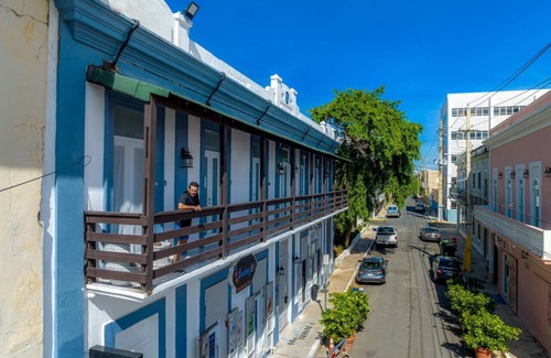 Puerta de Tierra Apartamento | Stylish Stay near from Cafes Beach and Festivities