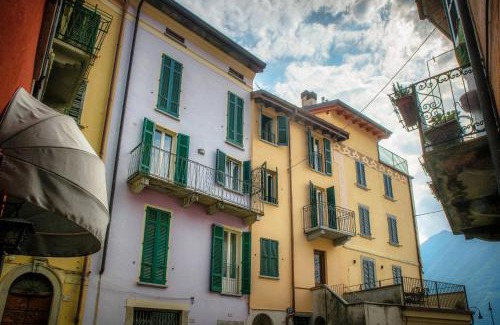Argegno Apartamento | Vicolo Dei Pescatori - by MyHomeInComo