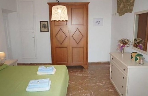 Palombara Sabina Apartamento | Vicolo Savelli Holiday Home A green nest in ancient Palombara Sabina