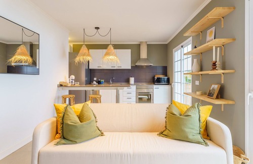 La Vera Apartamento | Victoria Dreamhouse - 2BR Seaviews Terrace
