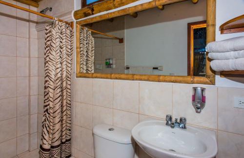 Puerto López Hotel | Victor Hugo Hotel