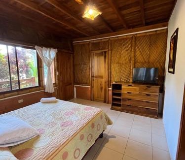 Puerto López Hotel | Victor Hugo Hotel