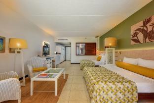 Pointe Aux Piments Hotel | Victoria Beachcomber Resort & Spa