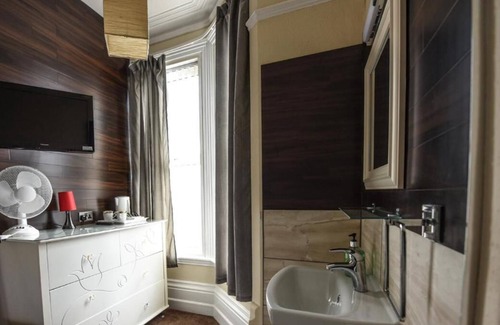 Derby Casa | Victoria Park Hotel