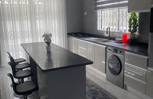 Santeo Casa | Victoria Villa