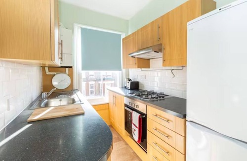 Ferndale Apartamento | Victorian 3BR Multilevel flat w/terrace in Clapham