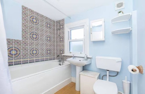 Ferndale Apartamento | Victorian 3BR Multilevel flat w/terrace in Clapham
