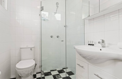 Petersham Apartamento | Victorian Apartment in Lifestyle Hotspot