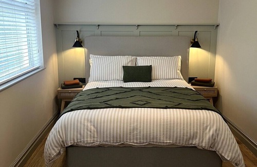 Bangor Casa | Victorian Apt. in Bangor